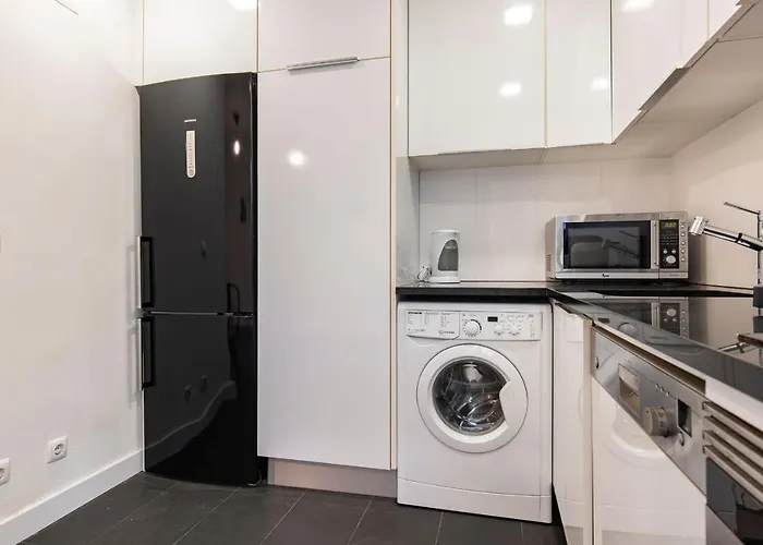 Principe Real Concept By Lovelystay Apartment