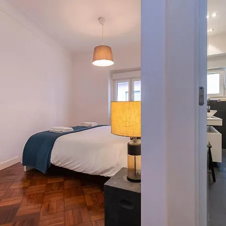 Апартаменты Principe Real Concept By Lovelystay Лиссабон